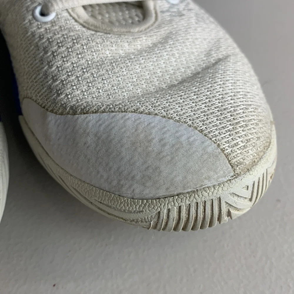Nike Shoes Kids White Blue Basketball Kyrie Flytrap II Athletic Sneakers Youth 6